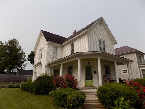 408 Oak St, Mount Vernon, OH 43050