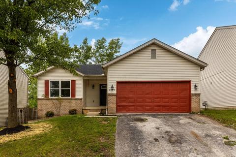 835 Crevis Ln, Columbus, OH 43228