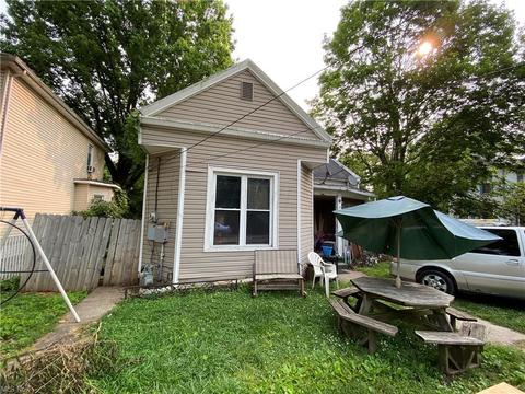 1229 Blandy Ave, Zanesville, OH 43701
