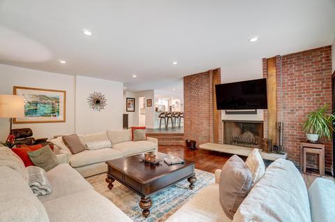 2707 Lear Rd, Columbus, OH 43220 photo 15