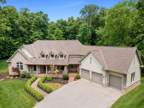 5761 Hughes Rd, Galena, OH 43021