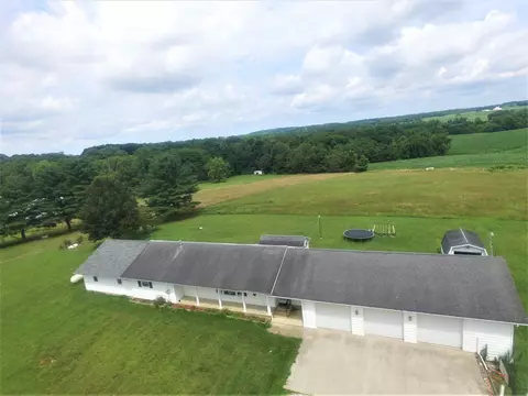 5250 Us Highway 22, Somerset, OH 43783
