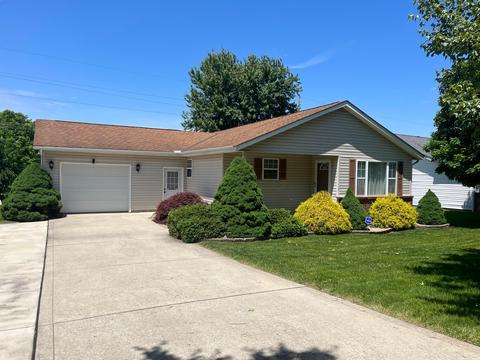 1144 Coventry Cir, Lancaster, OH 43130