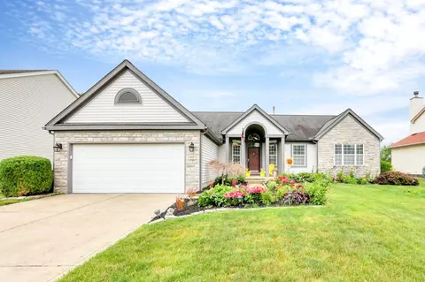 4327 Lemon Lake Ct, Grove City, OH 43123