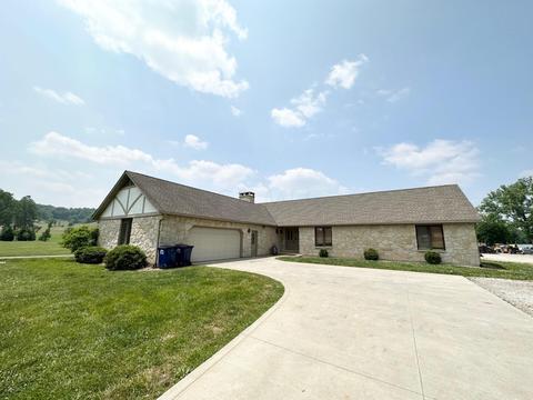 13050 Staddens Bridge Rd SE, Newark, OH 43056