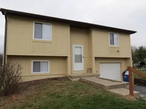 6394 Birchview Dr, Reynoldsburg, OH 43068