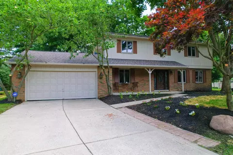 1183 Dolly Ct, Westerville, OH 43081