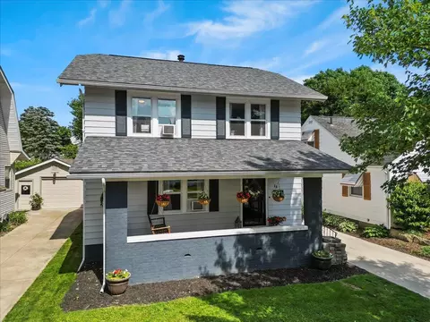 58 Day Ave, Newark, OH 43055