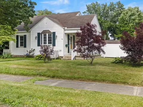 142 Day Ave, Newark, OH 43055