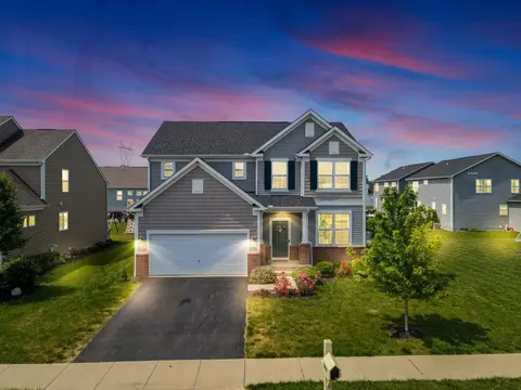 1008 Sunbury Meadows Dr, Sunbury, OH 43074