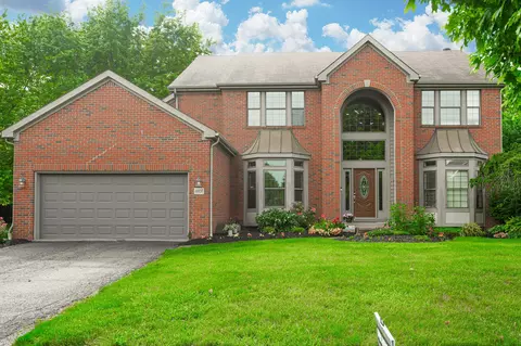 4907 Britton Farms Dr, Hilliard, OH 43026