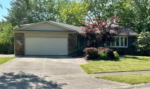 161 Karney Pl, Columbus, OH 43230
