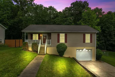 13643 Good Dr, Logan, OH 43138