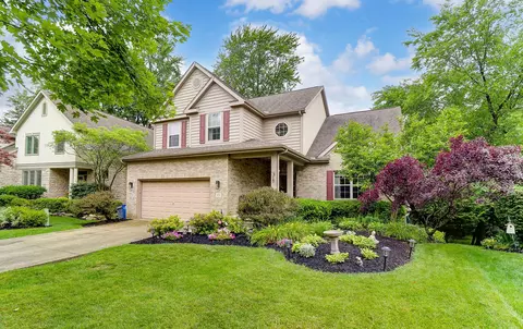 433 Maplebrooke Dr W, Westerville, OH 43082