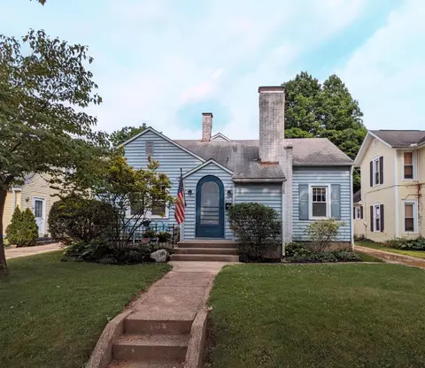 144 N 21st St, Newark, OH 43055
