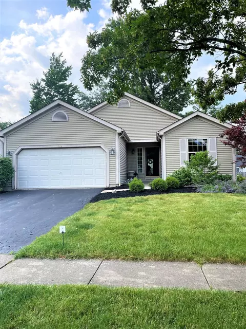 442 Maplegrove Dr, Marysville, OH 43040