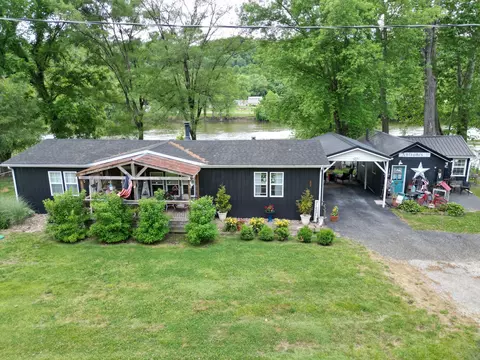 6621 N State Route 60 NW, Mcconnelsville, OH 43756