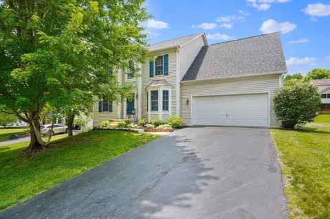 255 Timber Hearth Ct, Newark, OH 43055