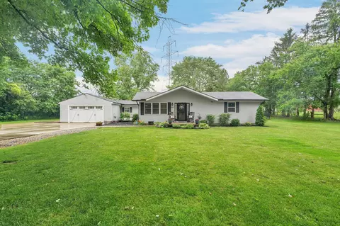 10490 Watkins Rd SW, Pataskala, OH 43062
