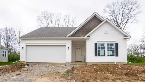 9 Thurber Rd, Ashville, OH 43103