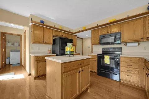 6578 Weston Cir E, Dublin, OH 43016 photo 12