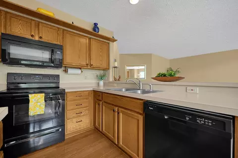 6578 Weston Cir E, Dublin, OH 43016 photo 11