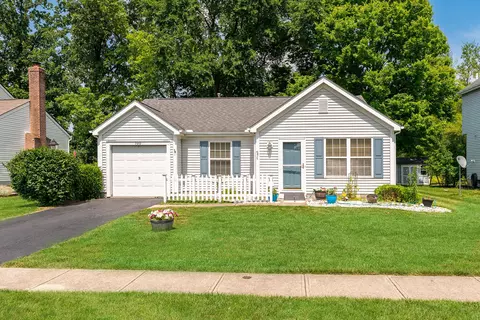 700 Infantry Dr, Galloway, OH 43119
