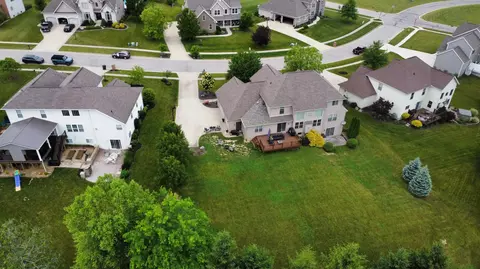 3473 Oakstone Dr, Ontario, OH 44903 photo 4
