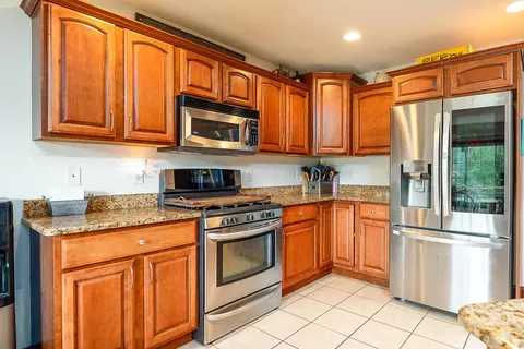 3473 Oakstone Dr, Ontario, OH 44903 photo 13