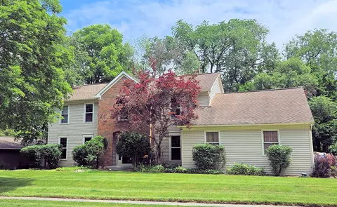823 Troon Trl, Worthington, OH 43085