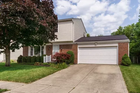 2076 Steffi Dr, Hilliard, OH 43026