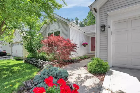 633 Arden St, Lewis Center, OH 43035
