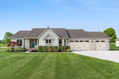 4465 Deeds Rd SW, Pataskala, OH 43062
