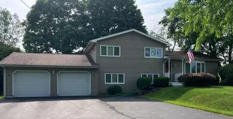 2360 Loudon St, Granville, OH 43023