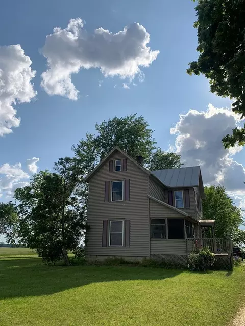 582 Marion Melmore Rd, Bucyrus, OH 44820