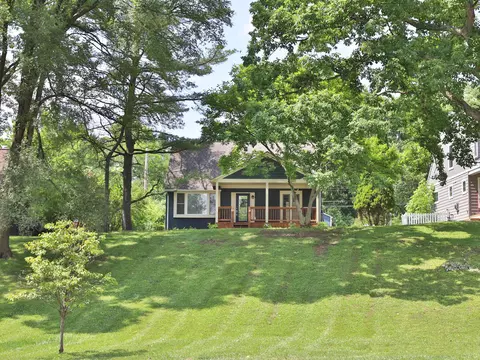 204 Park Blvd, Worthington, OH 43085