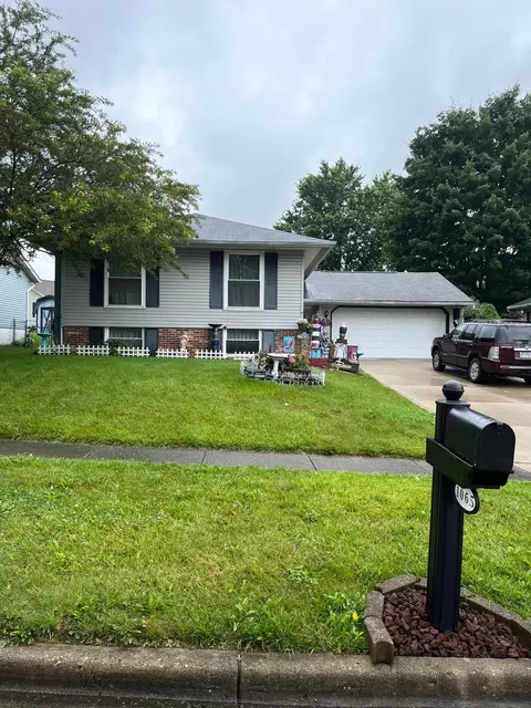 1065 Jennifer Ln, Lancaster, OH 43130