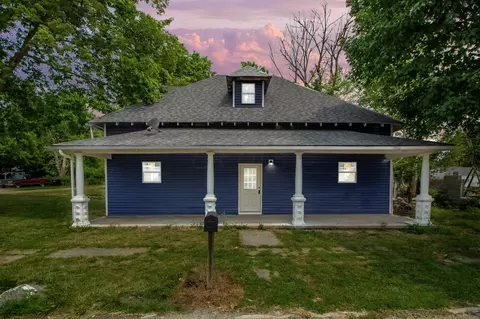 7260 E Main St, South Solon, OH 43153