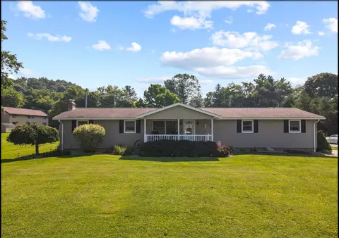 2030 Creedmoor Dr, Zanesville, OH 43701