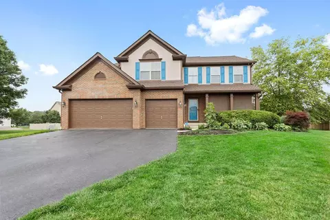 1852 Iris Ct, Grove City, OH 43123