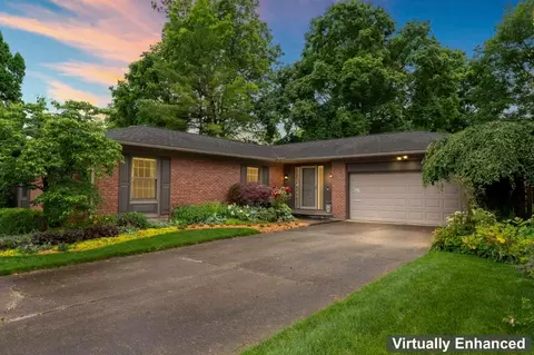 663 College Crest Rd, Westerville, OH 43081