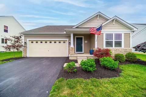 2089 Trophy Dr, Marysville, OH 43040