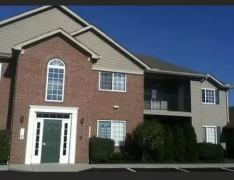 8073 Cranes Crossing Dr #S, Lewis Center, OH 43035