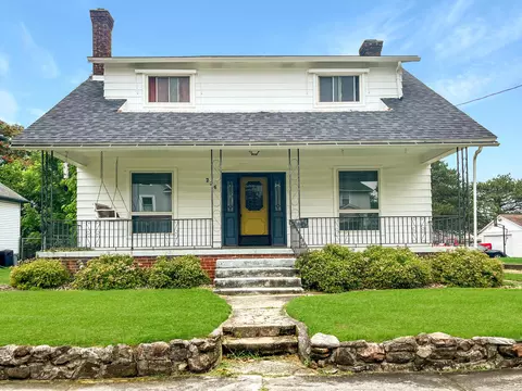 226 Summit St, Marion, OH 43302
