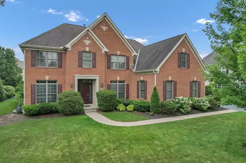 2971 Mccammon Chase Dr, Lewis Center, OH 43035