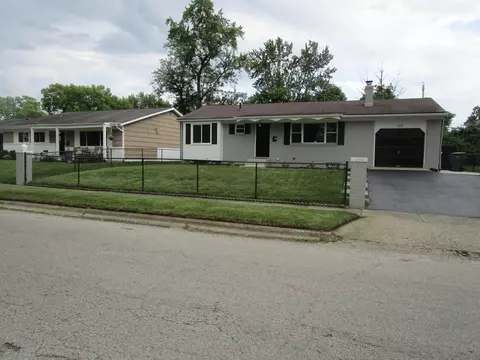 2909 Langfield Dr, Columbus, OH 43209