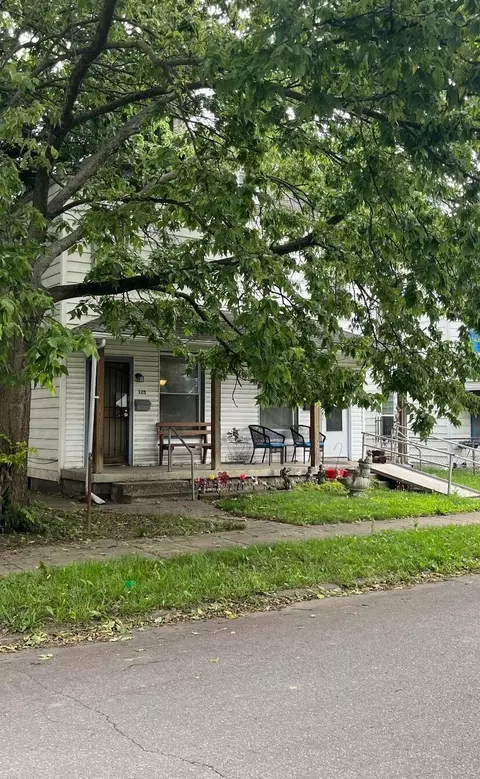 123 E Barthman Ave, Columbus, OH 43207