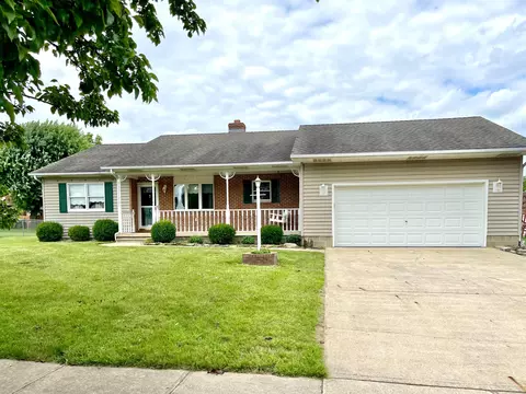 404 Ridgedale Dr, Circleville, OH 43113