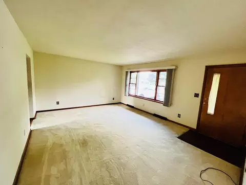 822 Wayne Dr, Heath, OH 43056 photo 4