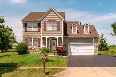 384 Trail E, Pataskala, OH 43062